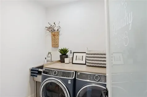 7 Waterview Lane Warren RI 02885