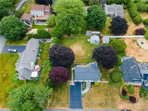 28 Eveready Avenue Bristol RI 02809