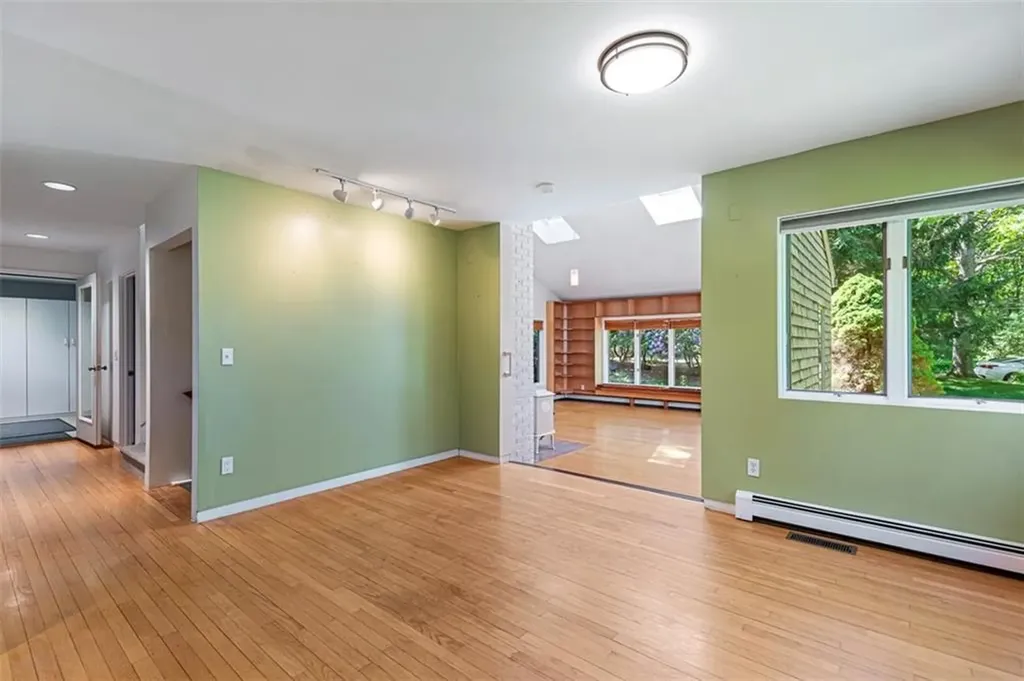 201 White Horn Drive South Kingstown RI 02881