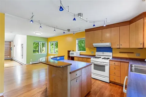 201 White Horn Drive South Kingstown RI 02881