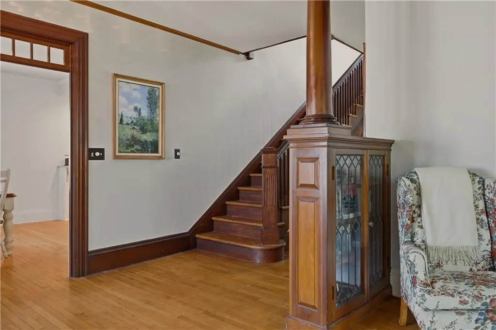 88 Hillside Avenue Tiverton RI 02878