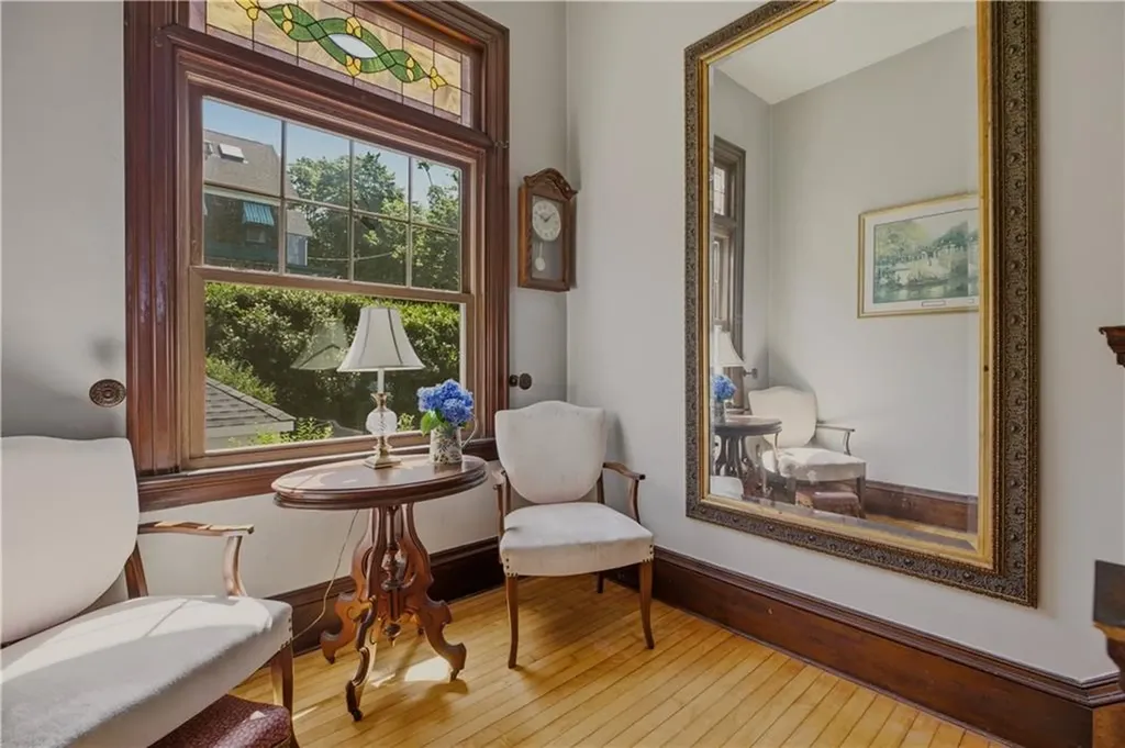 88 Hillside Avenue Tiverton RI 02878