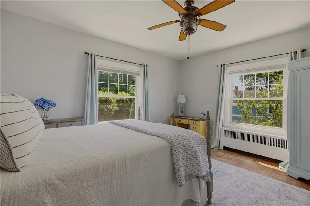 88 Hillside Avenue Tiverton RI 02878