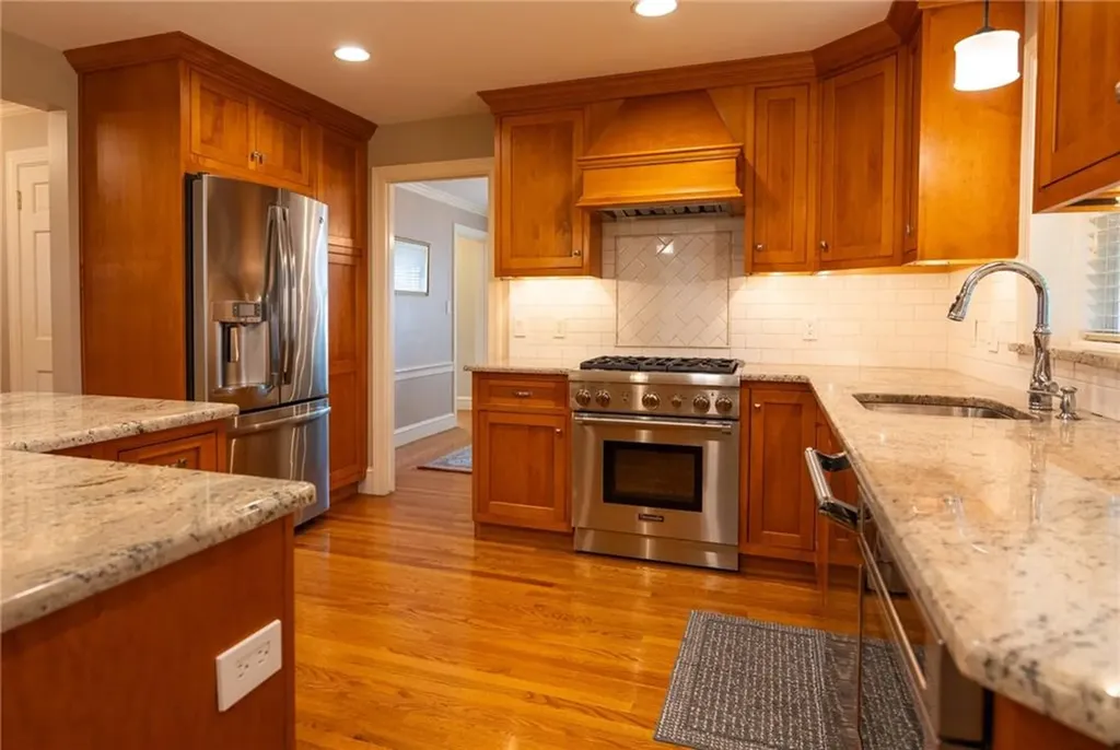 64 High Service Ave Avenue North Providence RI 02911