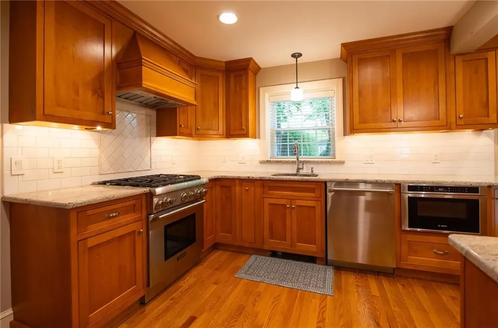 64 High Service Ave Avenue North Providence RI 02911
