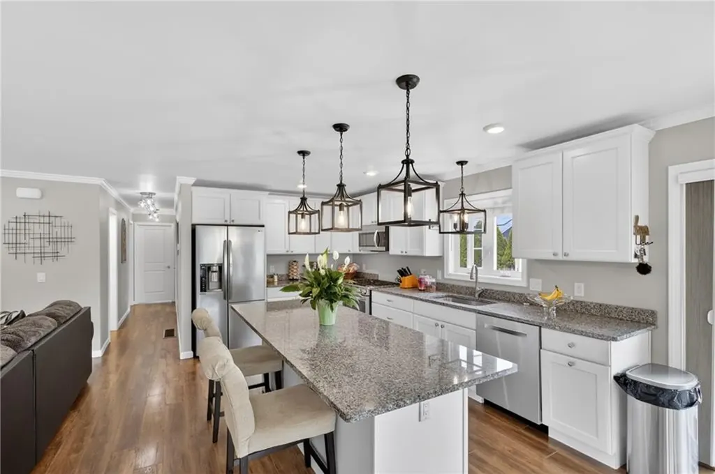 10 Corrine Drive Johnston RI 02919