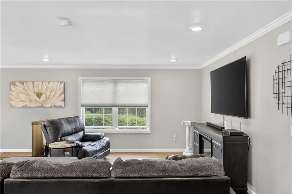 10 Corrine Drive Johnston RI 02919