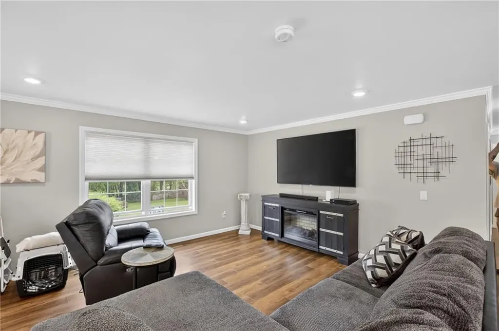 10 Corrine Drive Johnston RI 02919