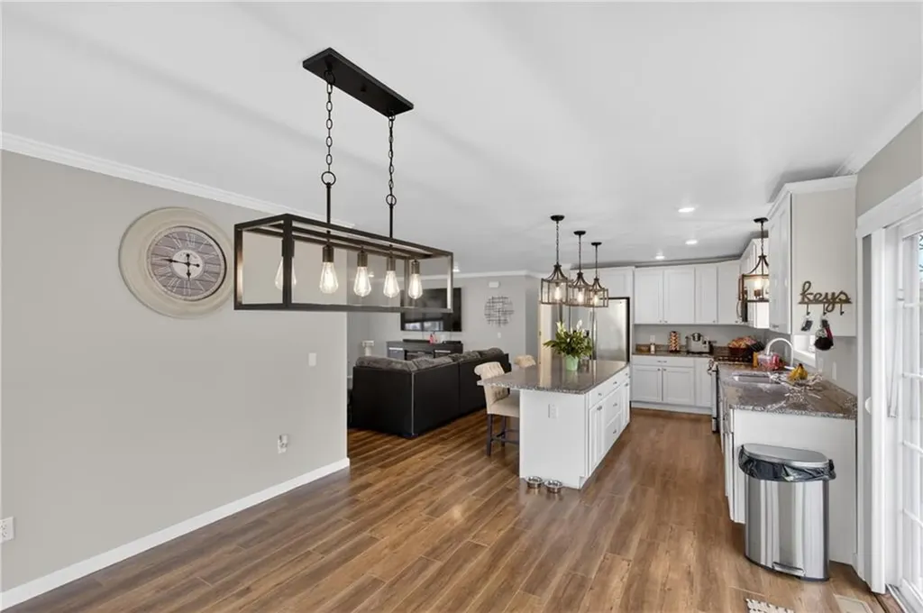 10 Corrine Drive Johnston RI 02919