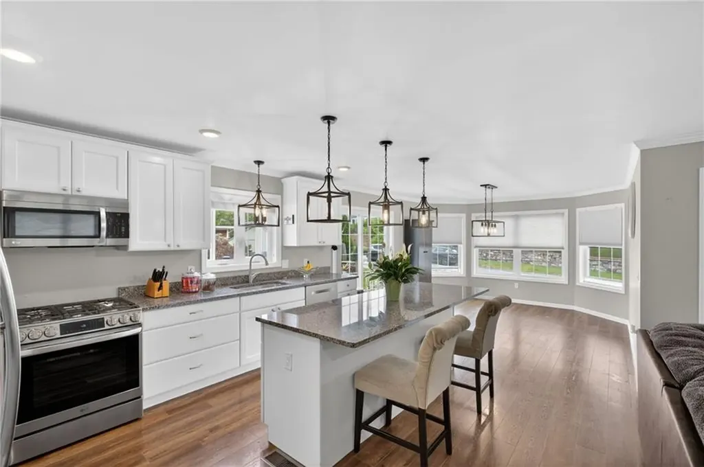 10 Corrine Drive Johnston RI 02919