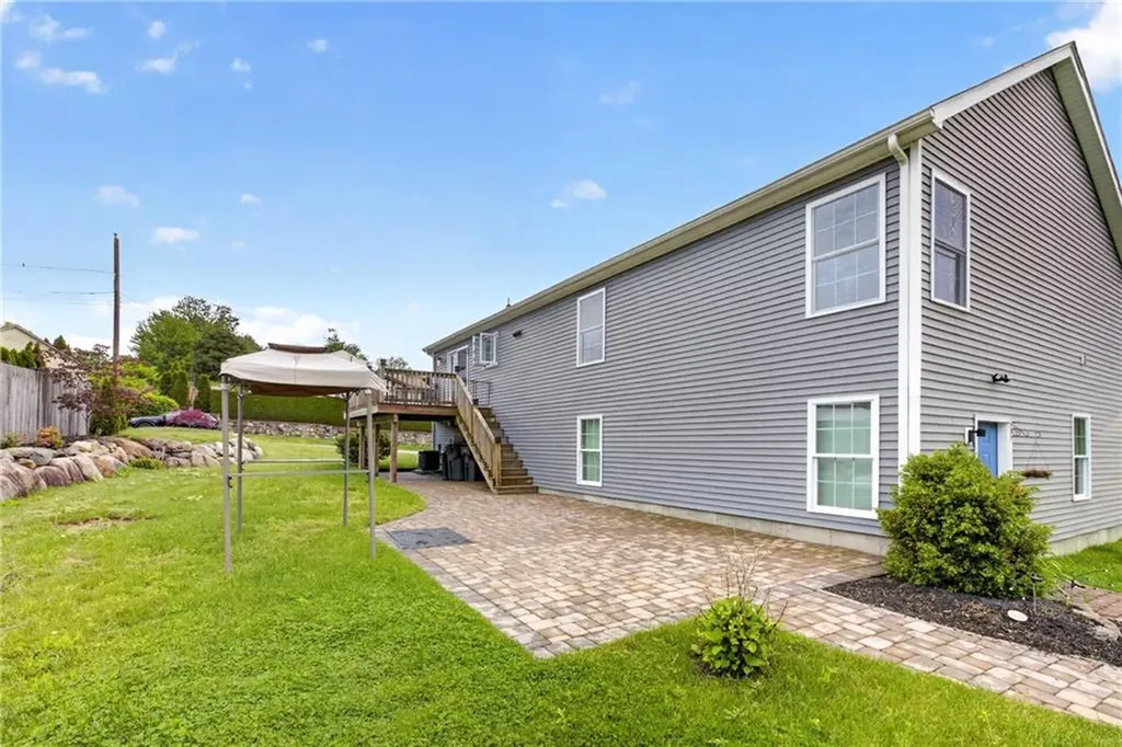 10 Corrine Drive Johnston RI 02919