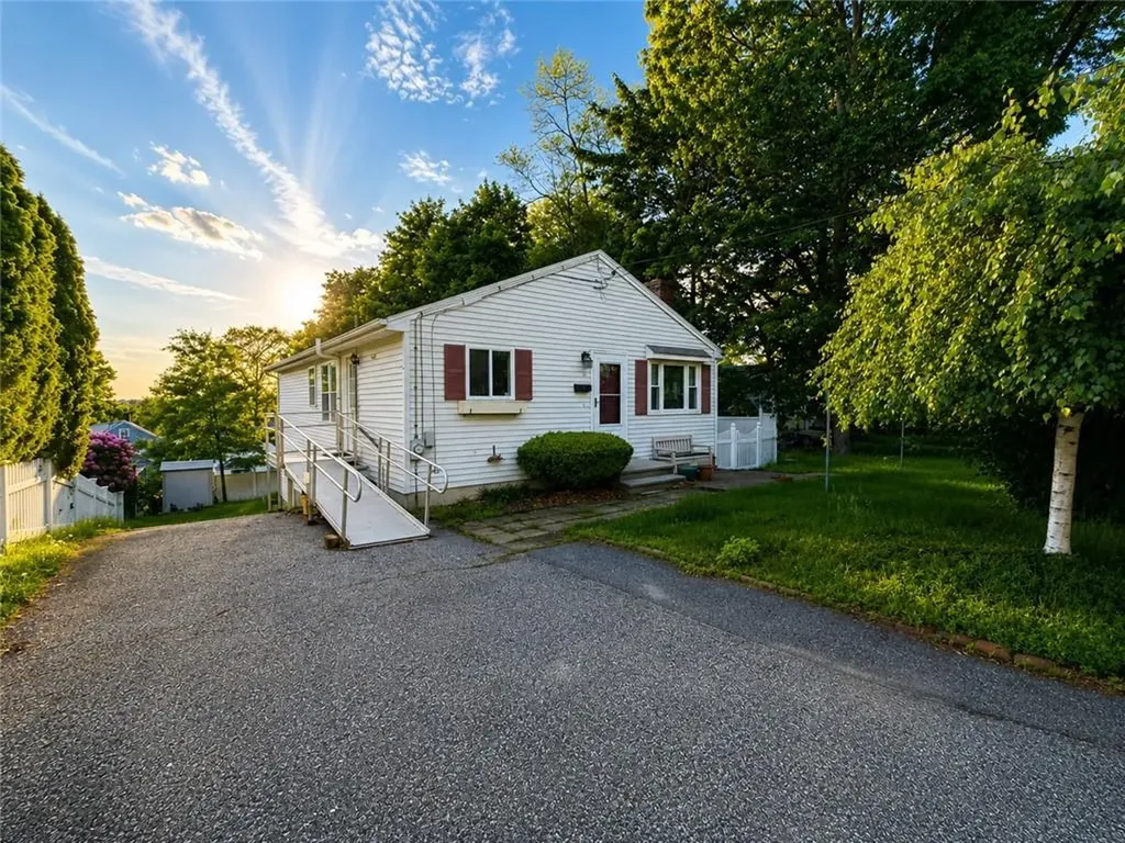 285 Saint Louis Avenue Woonsocket RI 02895