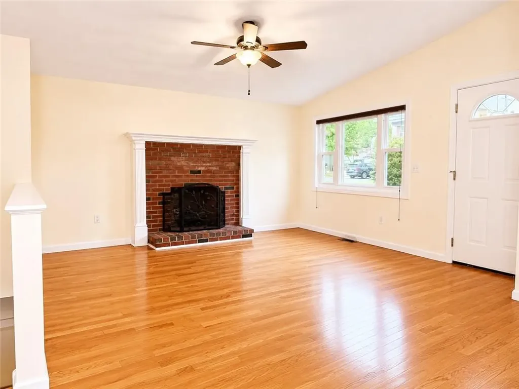 285 Saint Louis Avenue Woonsocket RI 02895