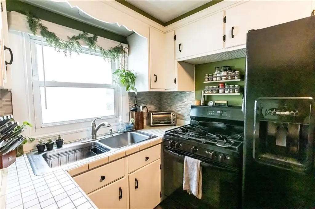 200 Unit Street Providence RI 02909