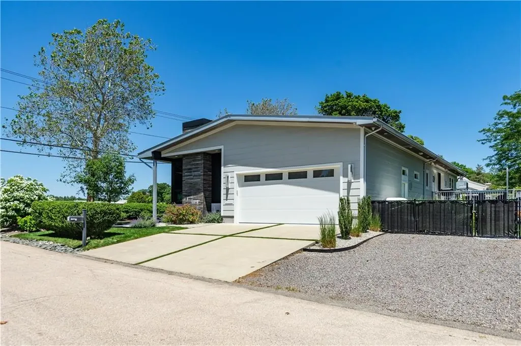 480 Ives Road Warwick RI 02818