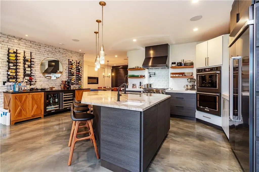 480 Ives Road Warwick RI 02818