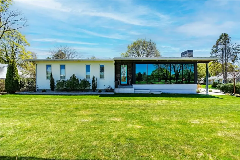480 Ives Road Warwick RI 02818