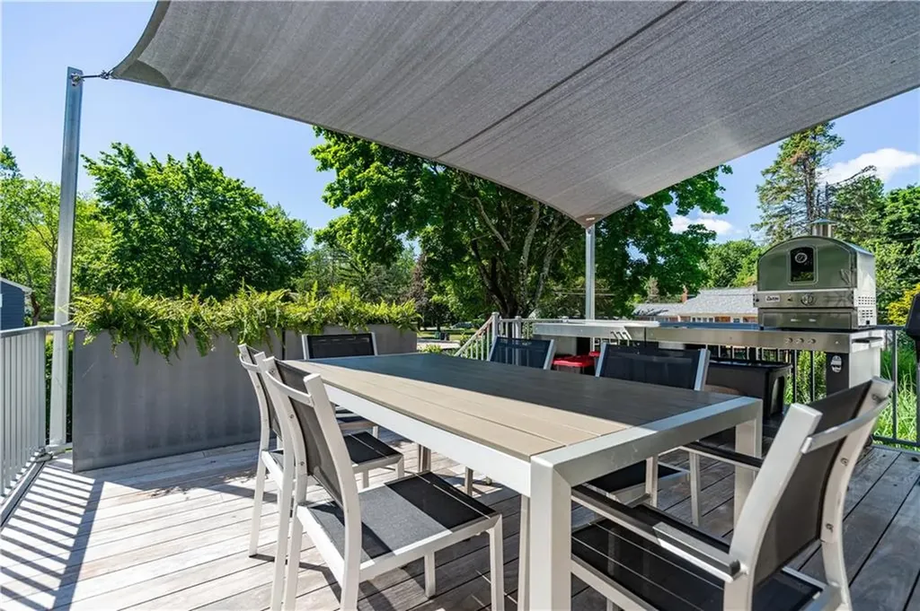 480 Ives Road Warwick RI 02818