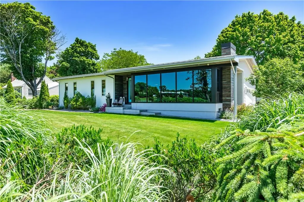 480 Ives Road Warwick RI 02818