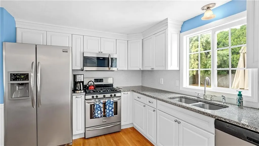 29 Carriage Way North Providence RI 02904