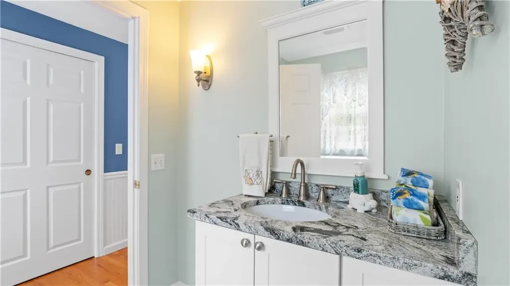 29 Carriage Way North Providence RI 02904
