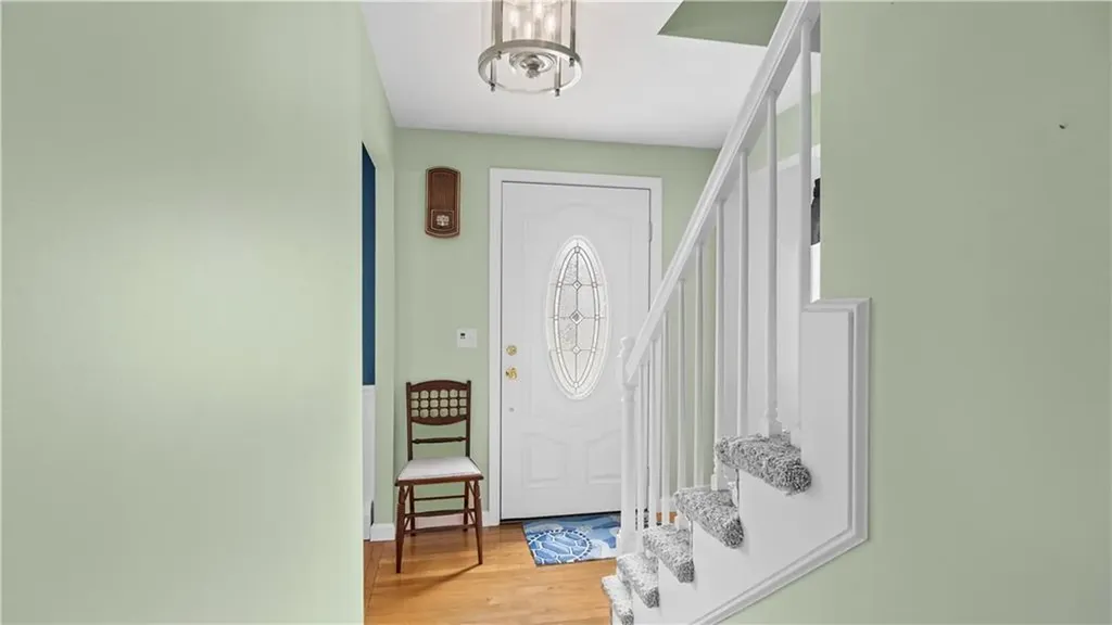 29 Carriage Way North Providence RI 02904