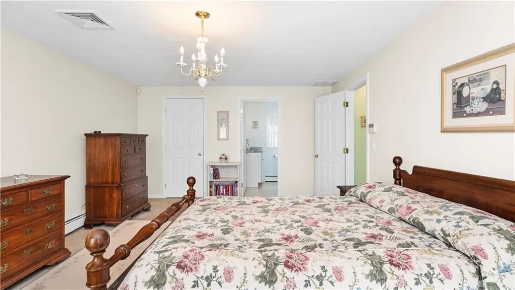 29 Carriage Way North Providence RI 02904
