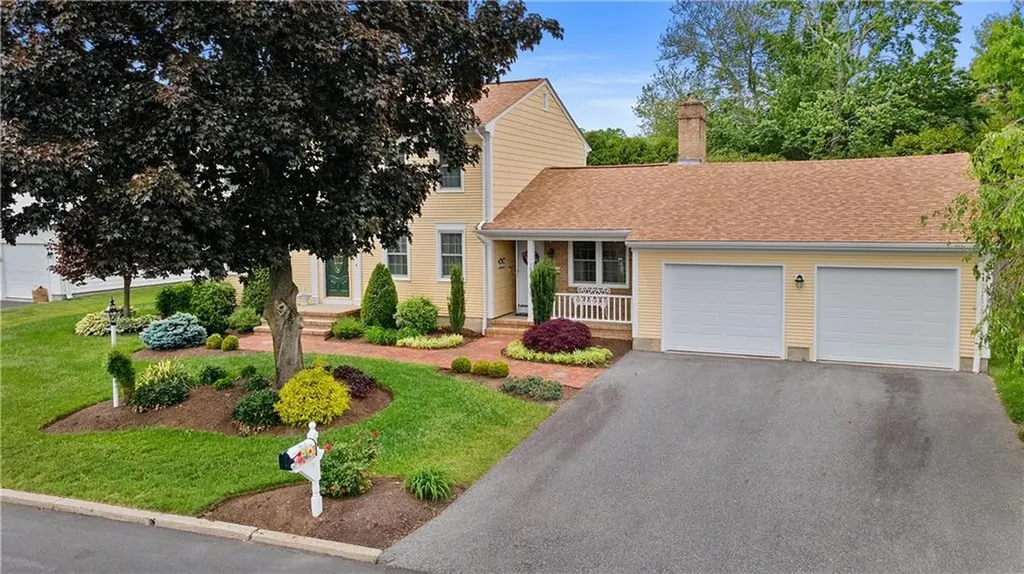 29 Carriage Way North Providence RI 02904
