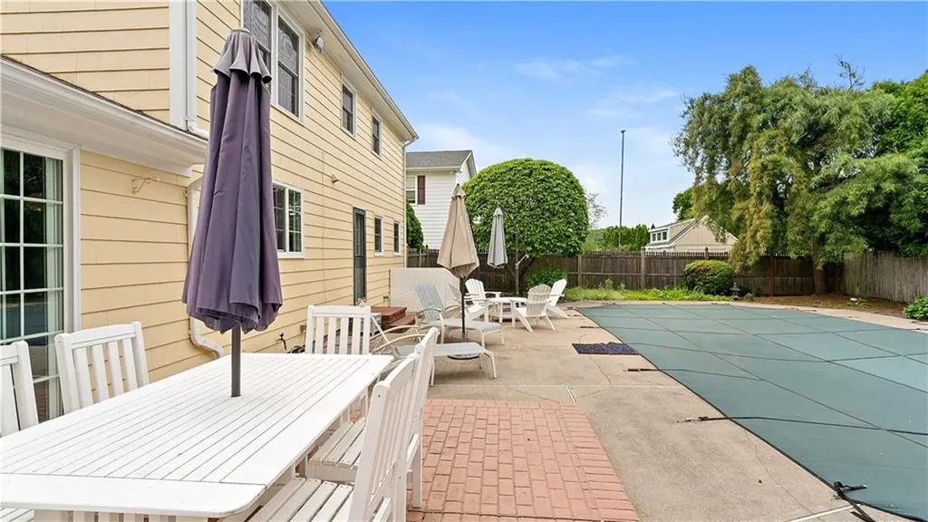 29 Carriage Way North Providence RI 02904