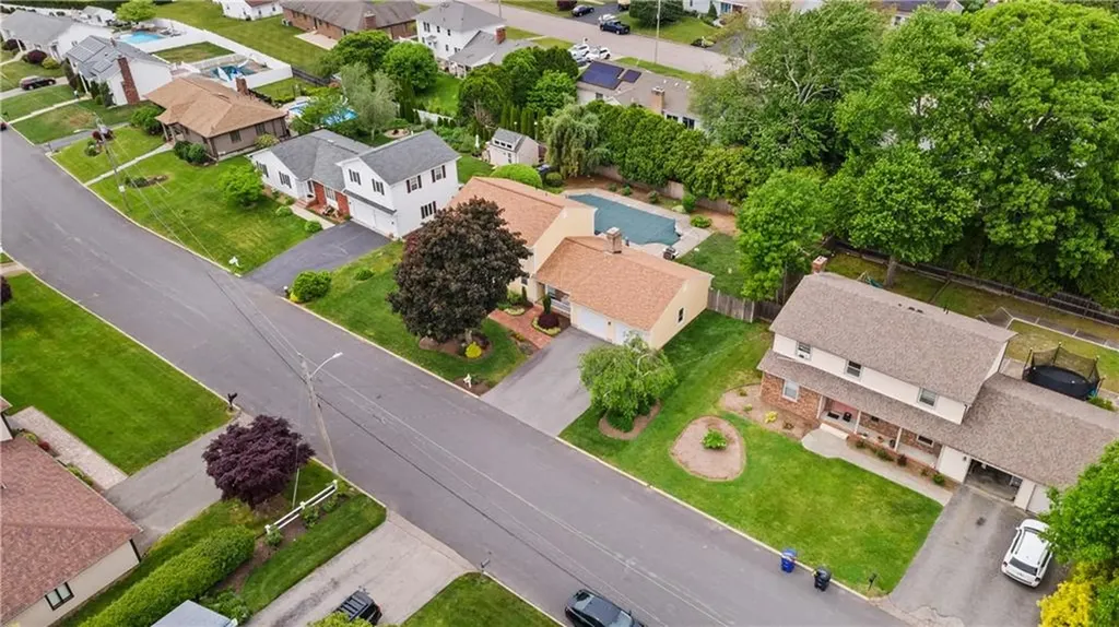 29 Carriage Way North Providence RI 02904