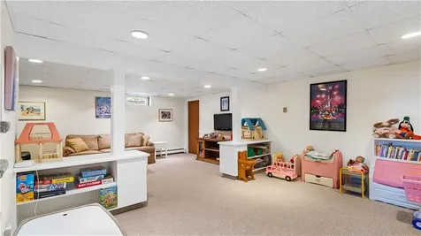 29 Carriage Way North Providence RI 02904