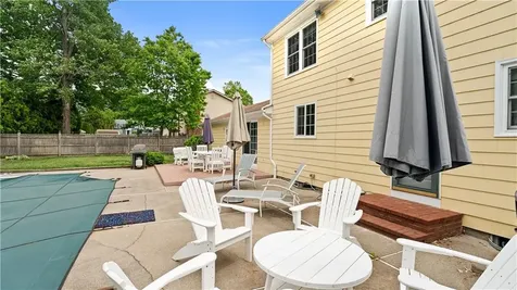 29 Carriage Way North Providence RI 02904