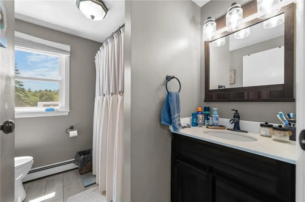 25 Cherry Lane Richmond RI 02832