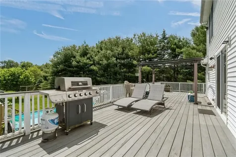 25 Cherry Lane Richmond RI 02832