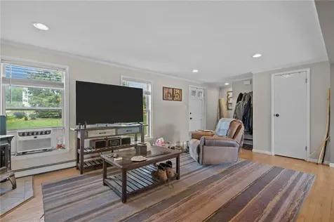 25 Cherry Lane Richmond RI 02832
