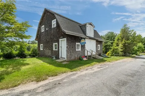 25 Cherry Lane Richmond RI 02832