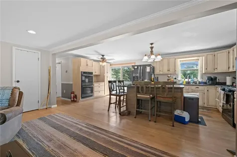 25 Cherry Lane Richmond RI 02832