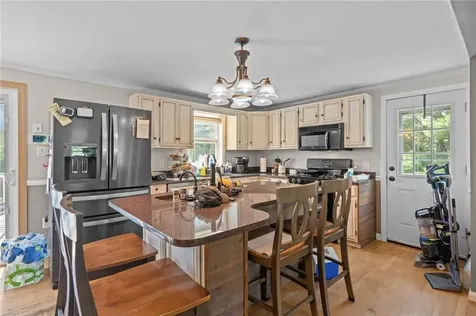 25 Cherry Lane Richmond RI 02832