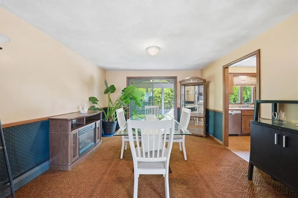 101 Manchester Farm Road North Providence RI 02904