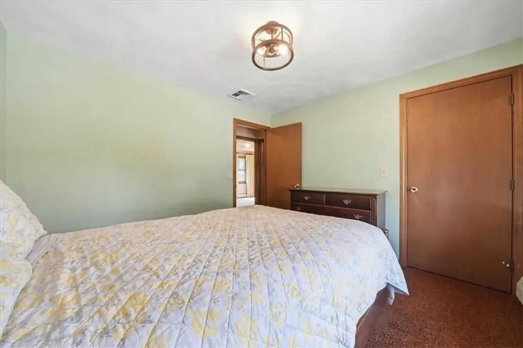 101 Manchester Farm Road North Providence RI 02904