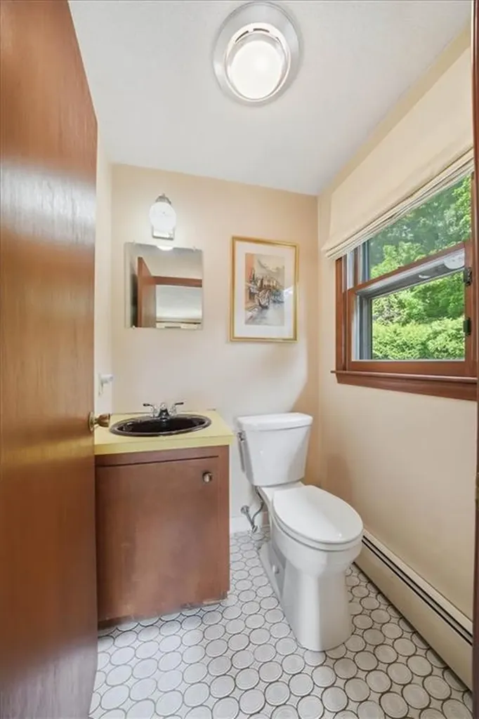 101 Manchester Farm Road North Providence RI 02904