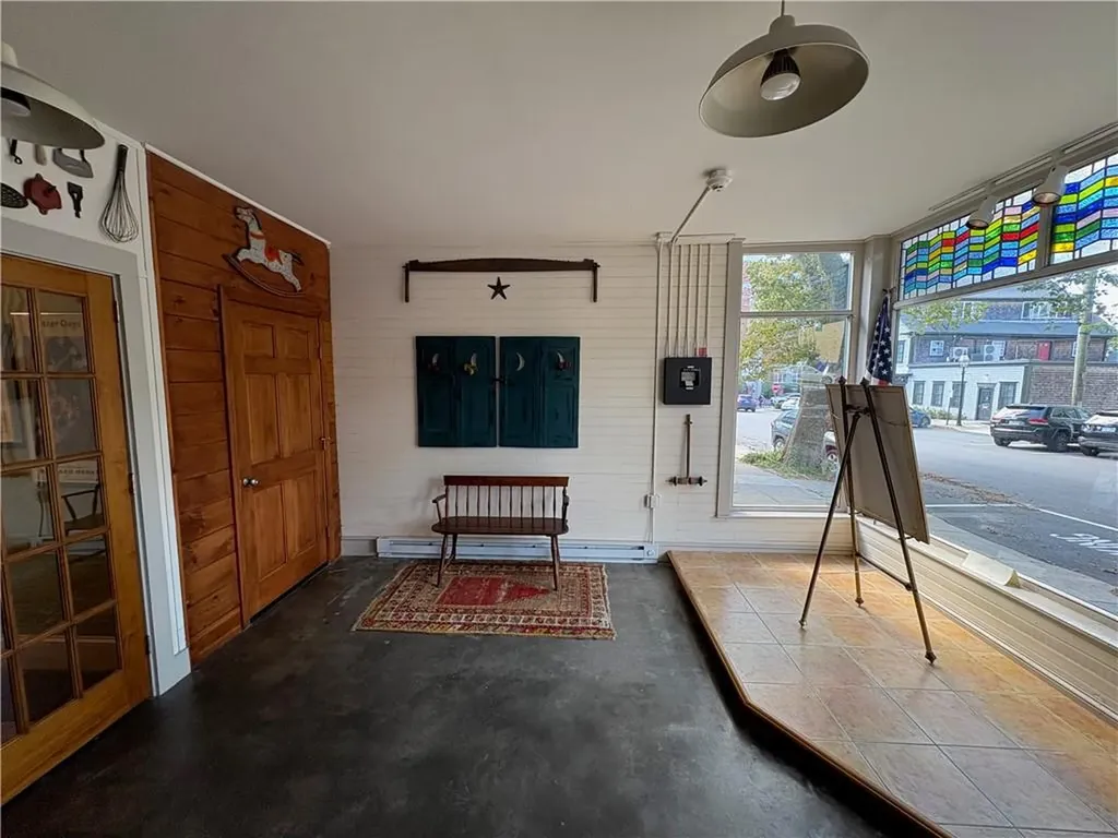 30 Bradford Street Bristol RI 02809