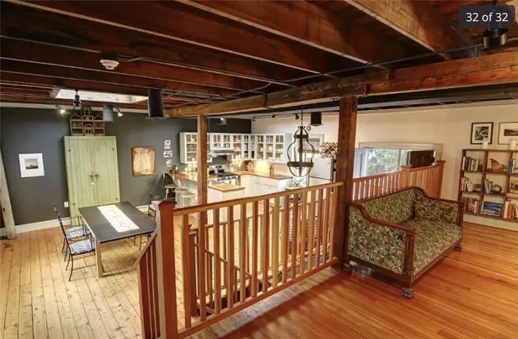 30 Bradford Street Bristol RI 02809
