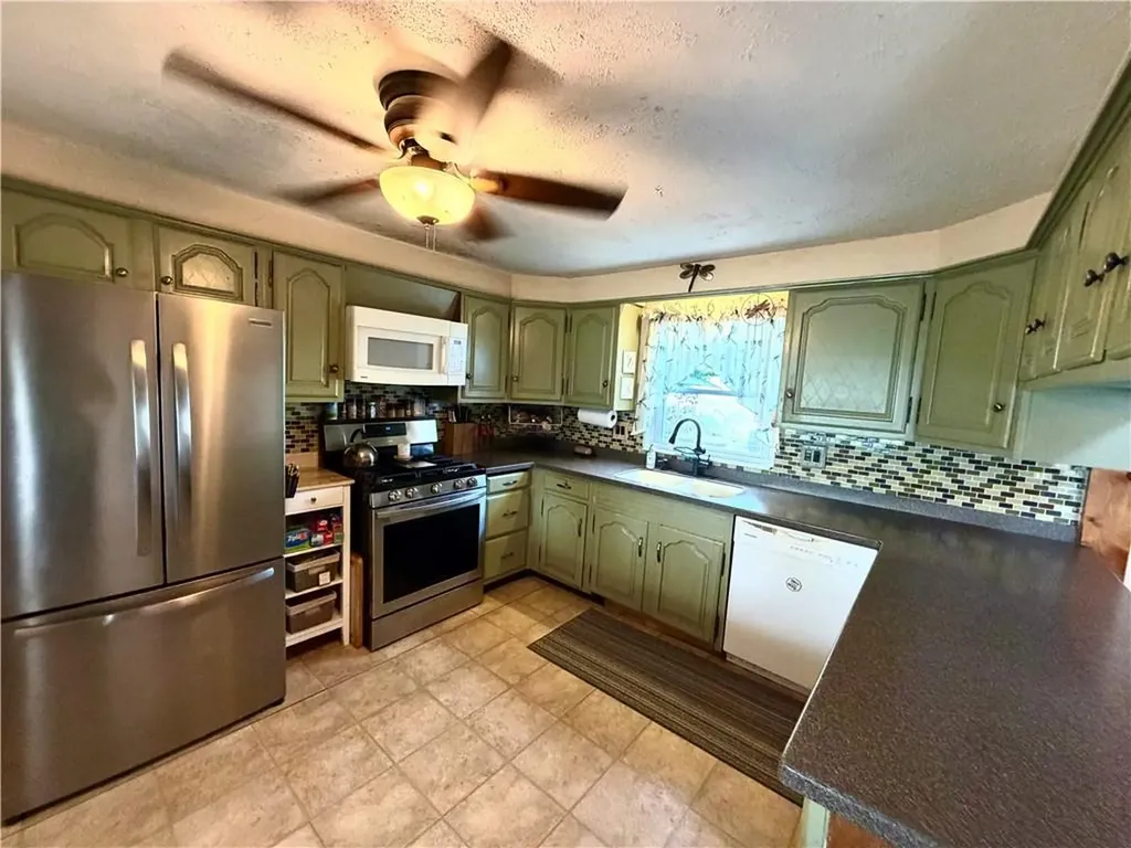 52 Duchess Road Cumberland RI 02864