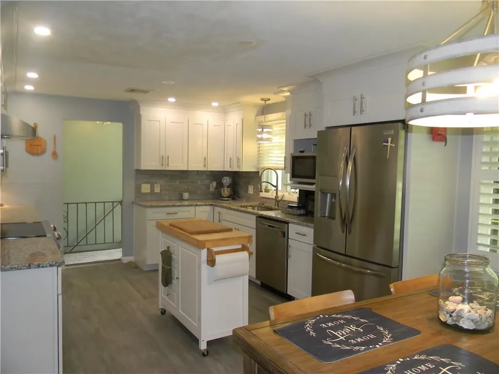 90 Quaker Drive West Warwick RI 02893