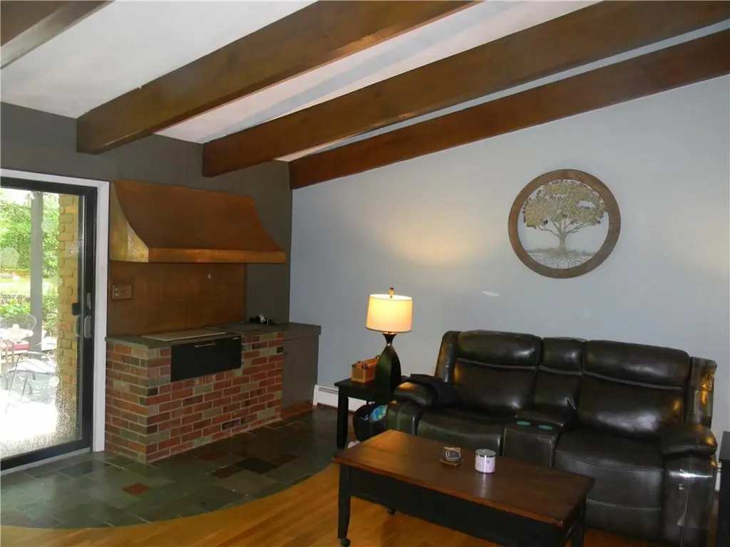 90 Quaker Drive West Warwick RI 02893