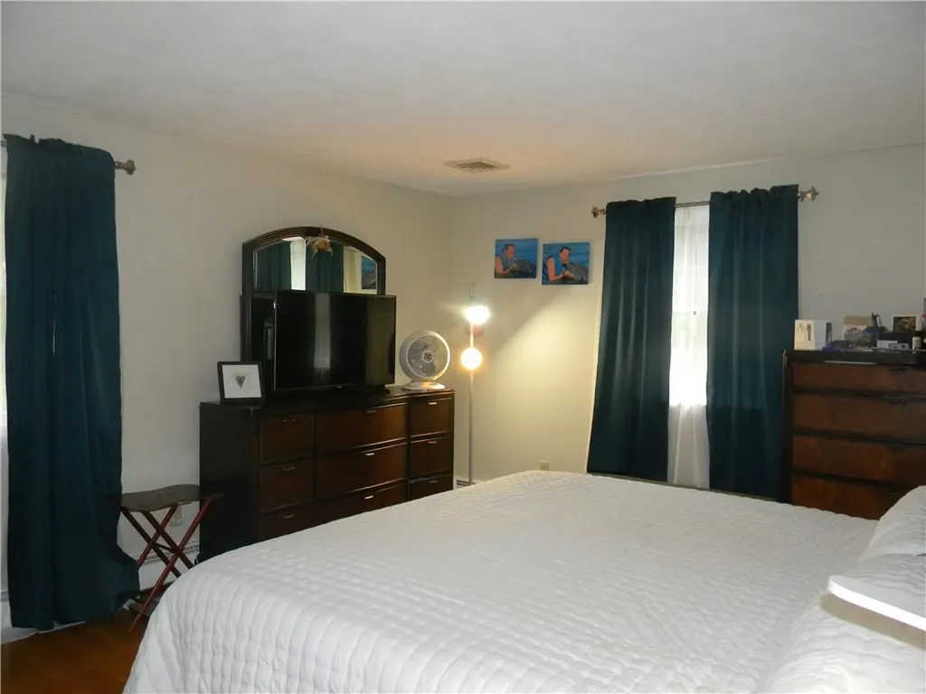 90 Quaker Drive West Warwick RI 02893
