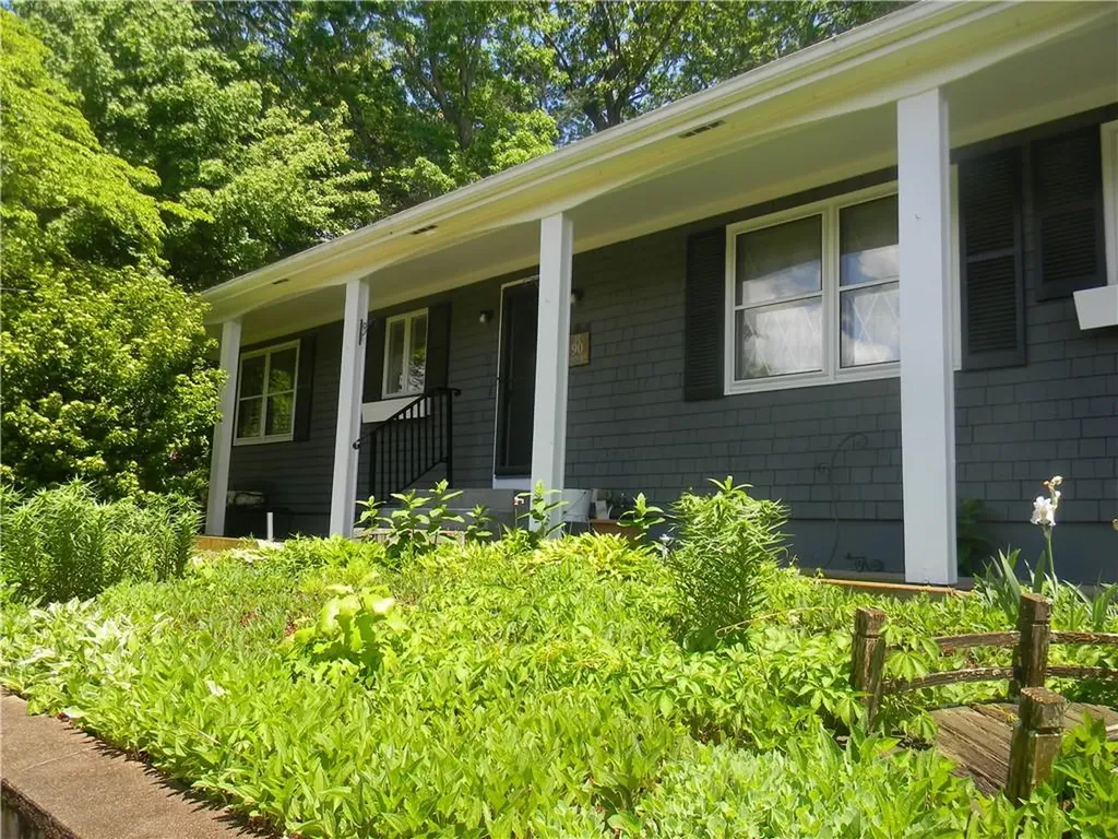 90 Quaker Drive West Warwick RI 02893