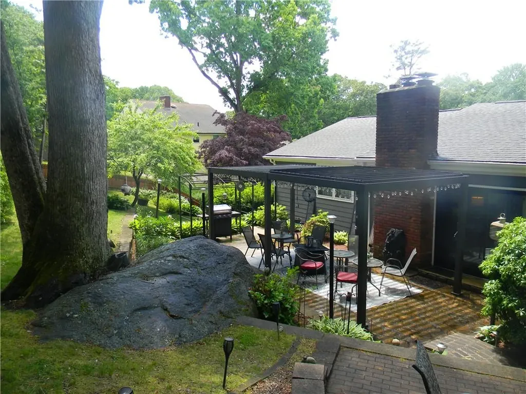 90 Quaker Drive West Warwick RI 02893