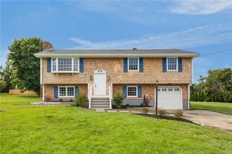 236 Dexter Street Portsmouth RI 02871